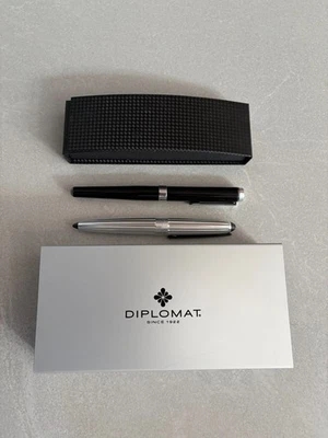 Lote de 2 plumas estilográficas: Diplomat Aero Pen F & Nespen con Schmidt Iridium plumín B Foto 1 de 4