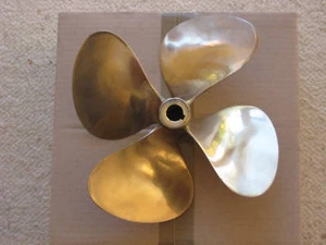 BRAND NEW LUNDBERG FOUR INBOARD WAKEBOARD , SKI , SPEED BOAT, CRUISER PROPELLERS - Picture 1 of 3