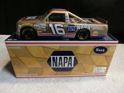 Camión de carreras Chevy Ron Hornaday Jr. #16 NAPA Gold '97 1/24 C/W diecast Foto 1 de 4