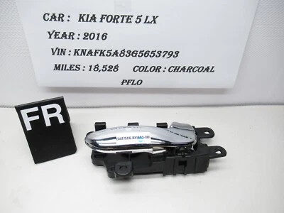 Manija de puerta interior delantera derecha Kia Forte 5LX 2014-2018 82623-A7000 OEM Foto 1 de 4