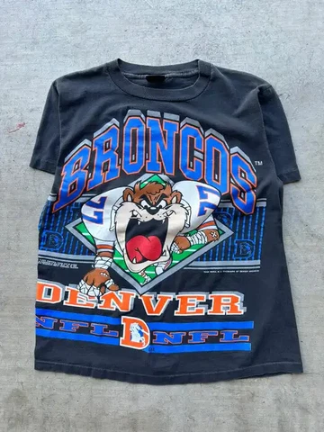 Vintage 90’s NFL Denver Broncos Taz Graphic Black Shirt Unisex Men Women KV7540 Cover