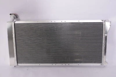 Radiador nuevo apto para Chevrolet Monte Carlo/Impala 3,4 L 3,8 L 2000-2005 2003 Foto 1 de 4