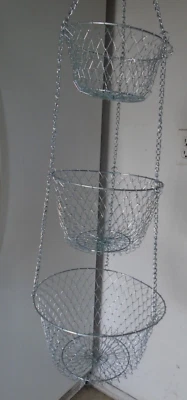 Cesta de frutas colgante de cocina de 3 niveles cesta plegable colgante de alambre para almacenamiento Foto 1 de 4