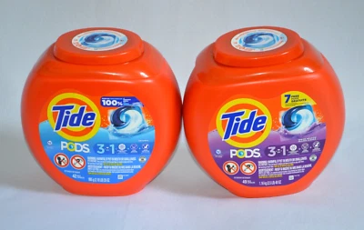 Lote de 2 cápsulas de marea 3 en 1 detergente para ropa aroma original y prado de primavera Foto 1 de 3