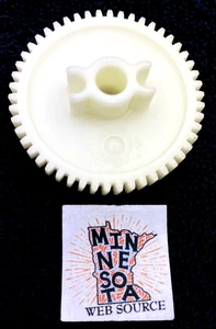 (1) K’NEX / Knex White Worm Gear – AC Electric Motor Pack Standard Replacement P - Picture 1 of 2