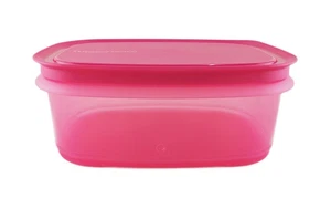 Tupperware Pink Plastic Rectangle Stack To Go 640ml Container Keeper - Picture 1 of 5