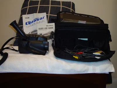 VTG Quasar VM530 Camcorder Handheld & Case NO BATTERY CHRGR NOT TESTED! - Image 1 of 4