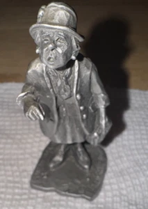 Vieja dama vintage con monedero "¿Has oído?" Estatuilla de peltre Hudson MA EE. UU. 1790 - Imagen 1 de 21