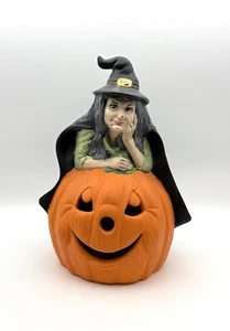 Bruja Verde Halloween De Colección con Jack O Linterna Calabaza Iluminar Cerámica - Imagen 1 de 7
