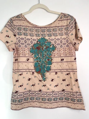 Camiseta Bohemia Clásica Estampada Sundance Talla Pequeña E14 Foto 1 de 4