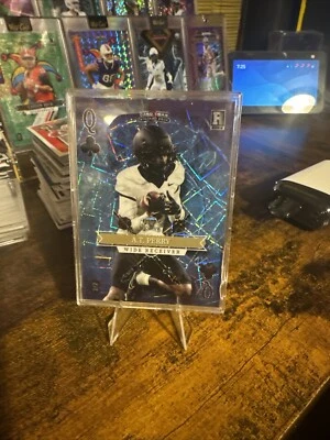 Five Card Stack Deck AT Perry Queen Of Clubs, Blue Laser 2/2￼ - Image 1 of 3