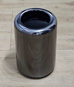 Apple Mac Pro 6.1 6-Core 64GB RAM 2x AMD D500 1TB SSD Guter Zustand ! - Bild 1 von 3