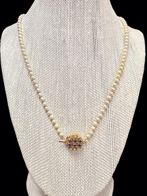 Collar de perlas antiguo patrimonio europeo ornamentado de oro de 14k, diamantes, zafiro Foto 1 de 4