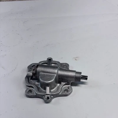 Cubierta de bomba de aceite Porsche 356 A con transmisión de tacómetro Foto 1 de 3