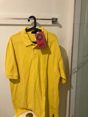 Southpole South Polo Amarillo Algodón Cuello Golf Polo Hombre XXl 2xl Nuevo Con Etiquetas Foto 1 de 3