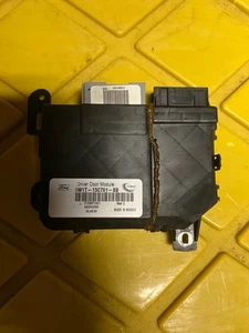 LINCOLN TOWN CAR DRIVER DOOR KEYLESS ENTRY MODULE 06-08 6W1T-13C791-BB 🚀 - Picture 1 of 2
