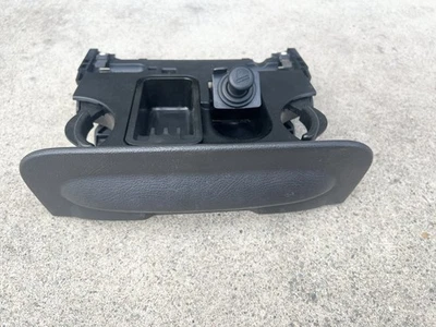 Bandeja de cenizas portavasos Ford Crown Victoria Mercury Grand Marquis 2003-2011 OEM Foto 1 de 4