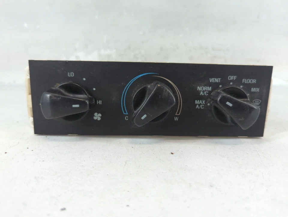 1995-1996 Ford F-150 Ac Heater Climate Control K36WA - Image 1 of 4