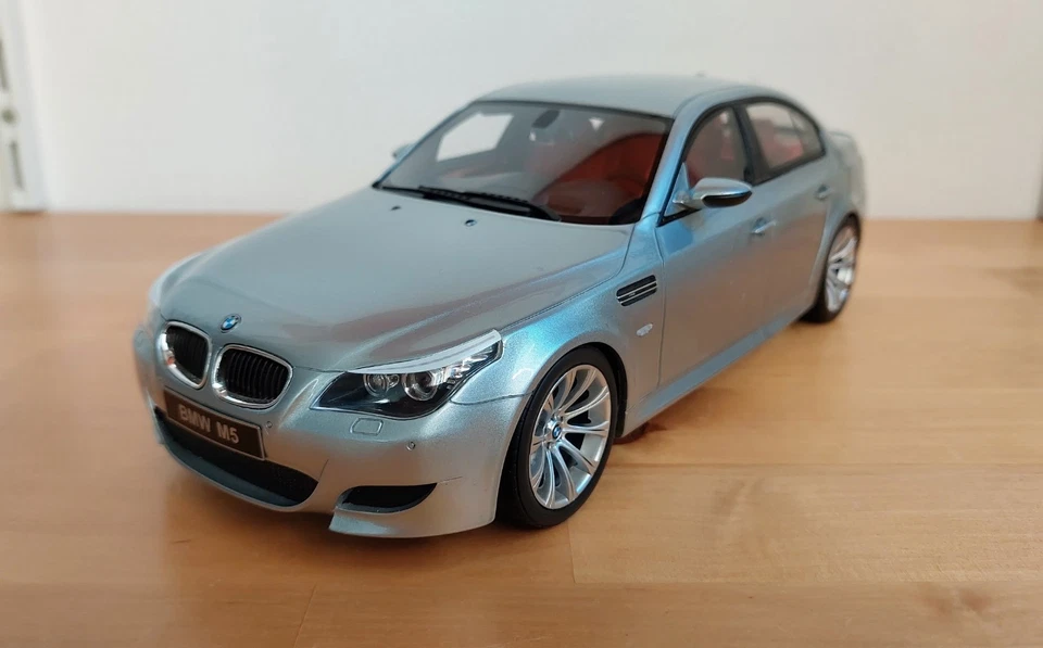 BMW M5 (E60) Ottomobile OT426 1:18 1 of 4000 - Immagine 1 di 4