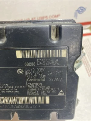 2015-16 Dodge Caravan SRS Module 68233535AA - Image 1 of 4