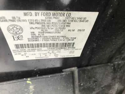 Used Front Right Door Glass Front fits: 2016 Ford Taurus Limited R. Front Right Foto 1 de 4