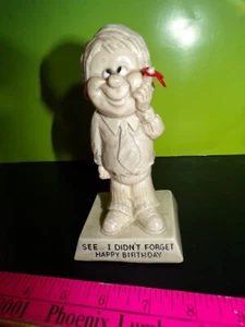 W & R BERRIES CO"s 1971 "SEE...I DIDN'T FORGET HAPPY BIRTHDAY" STATUE FIGURINE - Picture 1 of 7
