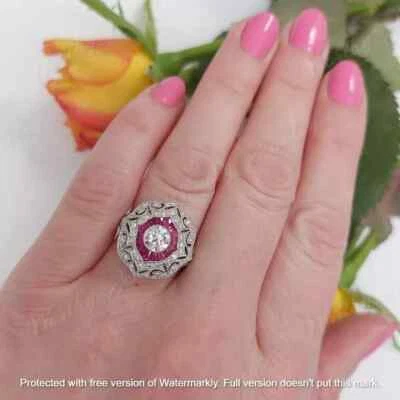 Anillo de compromiso de diamantes creado en laboratorio de 2,50 quilates de oro blanco de 14 quilates Foto 1 de 4