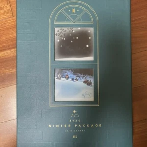 Paquete oficial de invierno 2020 de BTS en Helsinki paquete completo + libro de fotos SUGA - Imagen 1 de 2