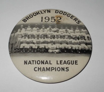 1952 Baseball Brooklyn Dodgers Team Picture Photo Jackie Robinson Souvenir Pin - Image 1 of 2