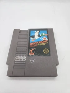 Duck Hunt (NES, Nintendo) Cartridge Only, 5 Screw, Classic Shooting Fun! - Picture 1 of 3