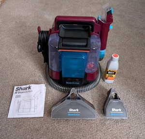 Limpiador portátil de alfombras y tapicería Shark Stain Striker PX203BRN - Imagen 1 de 12