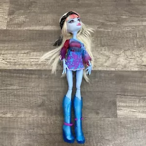 Bambola MONSTER HIGH Abbey Bominable Music Festival Doll 2010 - Foto 1 di 5