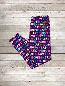 Women’s Leggings Size S/M Christmas Holiday NWT Extra Stretchy Buttery Soft - Picture 1 of 3