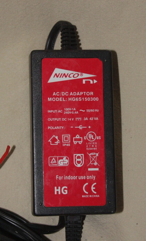 ADAPTADOR/TRANSFORMADOR NINCO AC/DC HG6S150300 14VDC 3A 42VA Foto 1 de 1
