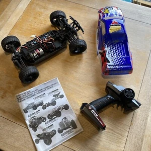 RC Remote Control Car E10 With Shell & Controller - Picture 1 of 17