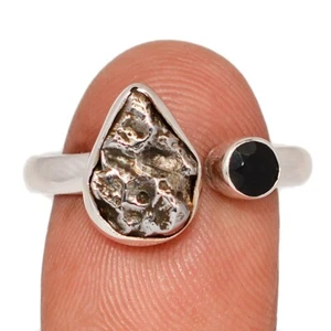 Natürlicher Meteorit Campo del Cielo & schwarzer Onyx 925 Silber Ring Gr.9 CR73708 - Bild 1 von 1