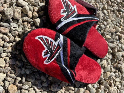 Atlanta Falcons NFL striped plush slippers slip on mens size small foco Cover