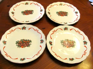 SOUTHINGTON BY BAUM "BASKET OF CHEER" POLAND 4 CHRISTMAS 10" DINNER PLATES EXC - Picture 1 of 8
