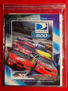 NASCAR PROGRAM - APRIL 2, 2006 - DIRECT TV 500 - MARTINSVILLE SPEEDWAY - Picture 1 of 2