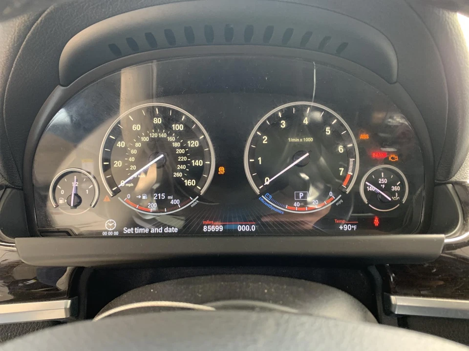 Medidor de velocímetro usado se adapta a: BMW 640I Cluster 2014 gasolina analógica MPH con cabezal Foto 1 de 4