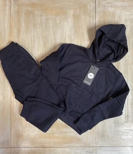 Conjunto de chándal azul para niños Boohoo de 5/6 años acanalado ajustado PVP £45 - Imagen 1 de 16