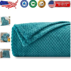 Super Soft Dark Blue Twin Blanket - Elegance Meets Lightweight Durability - Picture 1 of 11