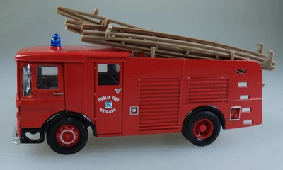 Corgi Toy  97359 Feuerwehr Dublin Fire Brigade AEC Water Tender 1993 (111362) - Bild 1 von 4