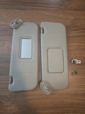 Par de parasol lado pasajero conductor Toyota Corolla/Matrix 2003-2008 vinilo tostado Foto 1 de 4