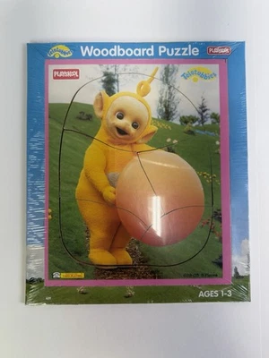 De colección TELETUBBIES Laa Laa & Her Ball Playskool Tablero de Madera Marco Bandeja Rompecabezas Foto 1 de 2