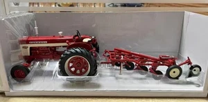 Case 560 1:16 alloy classic tractor agricultural vehicle model - Picture 1 of 6
