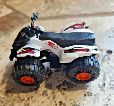 Greenbrier International Blanco ATV 4X4 Sport 4 Ruedas 3.25" Plástico Quad Foto 1 de 4
