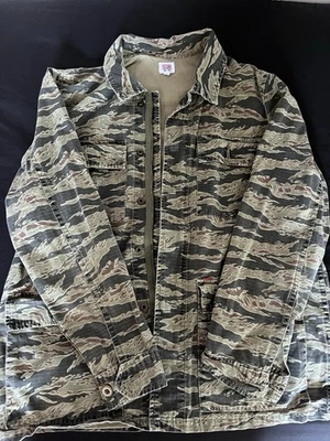 Chaqueta de entrenador de campo Obey verde con estampado completo camuflada para hombre talla M Foto 1 de 4