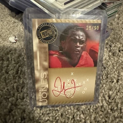 2011 Press Pass Julio Jones Rookie Auto PPS-JJ Falcons /99 SSP EBAY 1/1 🔥 - Imagem 1 de 3