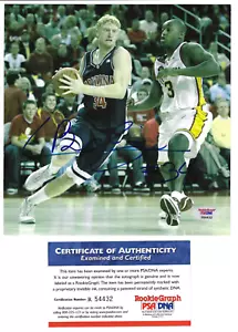 Foto de baloncesto firmada por Chase Budinger Wildcats 8x8 (gráfico de novato PSA/DNA CERTIFICADO DE AUTENTICIDAD) - Imagen 1 de 3
